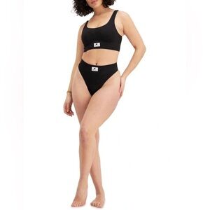 CHAMPION SEAMLESS HIGH RISE BIKINI & TOP SET - BLACK SIZE MEDIUM(NEW WITH TAGS)